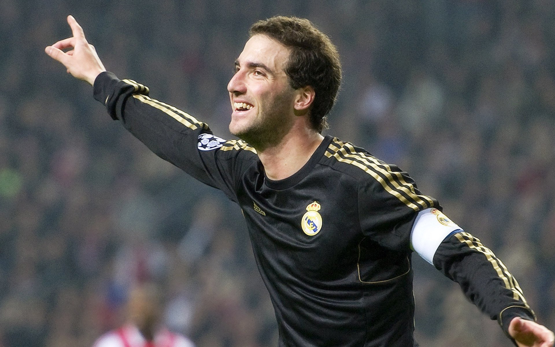 NBA全明星赛星光璀璨 新生代球员闪耀舞台